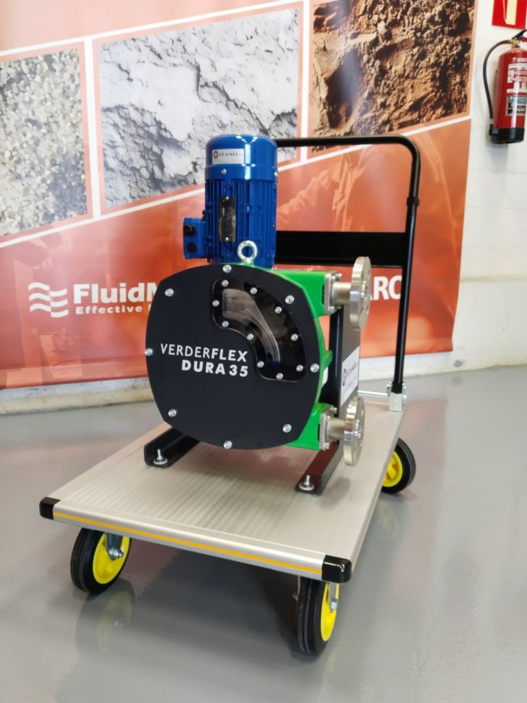 Distribución de bombas peristálticas VERDERFLEX Serie Dura 35 Distribución de bomba peristáltica VERDERFLEX Dura 35 sobre carro